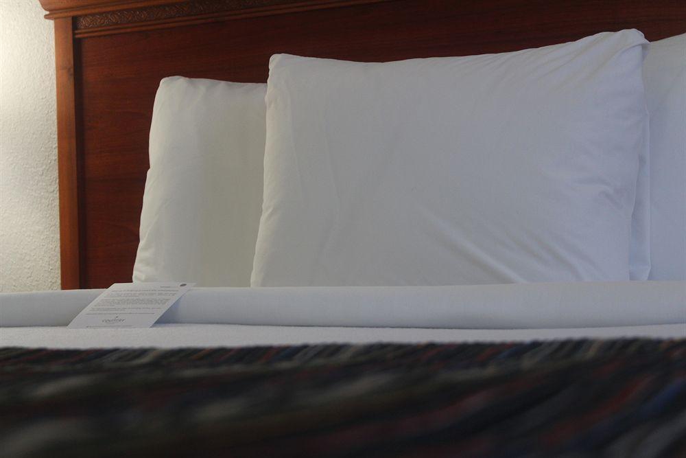 Country Inn & Suites By Radisson, Lackland Afb San Antonio , Tx Ngoại thất bức ảnh