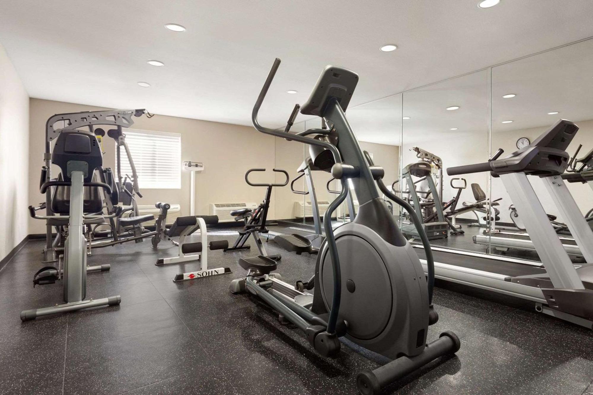 Country Inn & Suites By Radisson, Lackland Afb San Antonio , Tx Ngoại thất bức ảnh