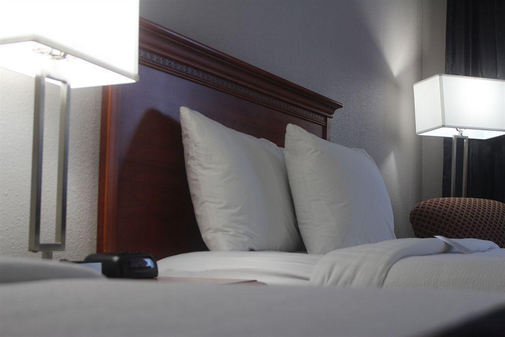 Country Inn & Suites By Radisson, Lackland Afb San Antonio , Tx Ngoại thất bức ảnh